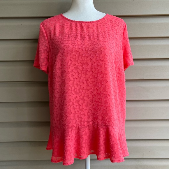 •Banana Republic• Salmon Lace Overlay Peplum Blouse - Size Large - Picture 1 of 9